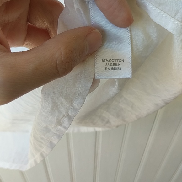 Banana Republic white silk blouse top 0 - Picture 3 of 4